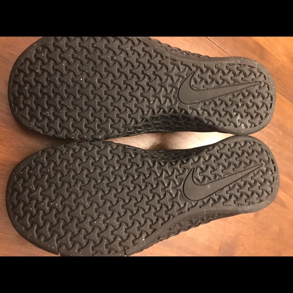 Nike Metcons women’s size 8 - Picture 4 of 8